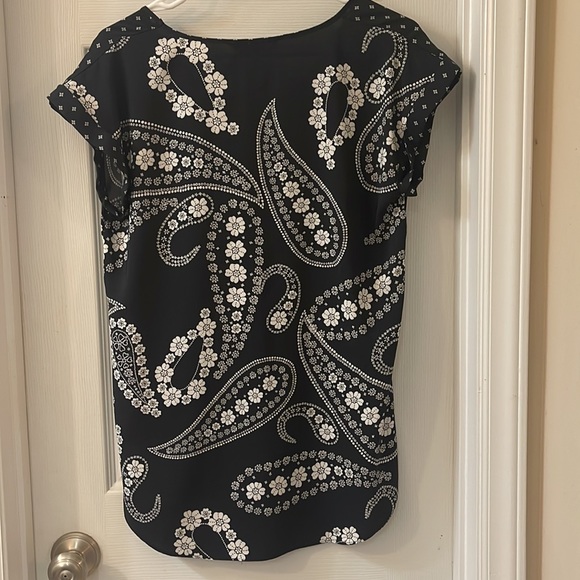 Express Blouse - Picture 3 of 4